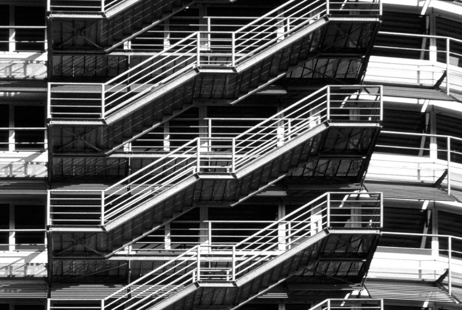 schody zabiegowe zewnętrzne stalowe